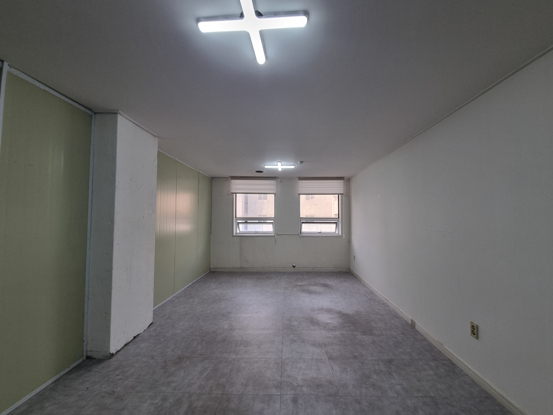 부산광역시 부산진구 범천동 사무실 - 1