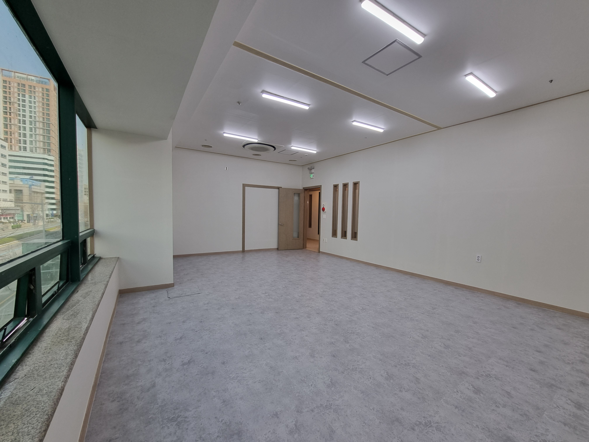 부산광역시 동구 초량동 사무실 썸네일 3