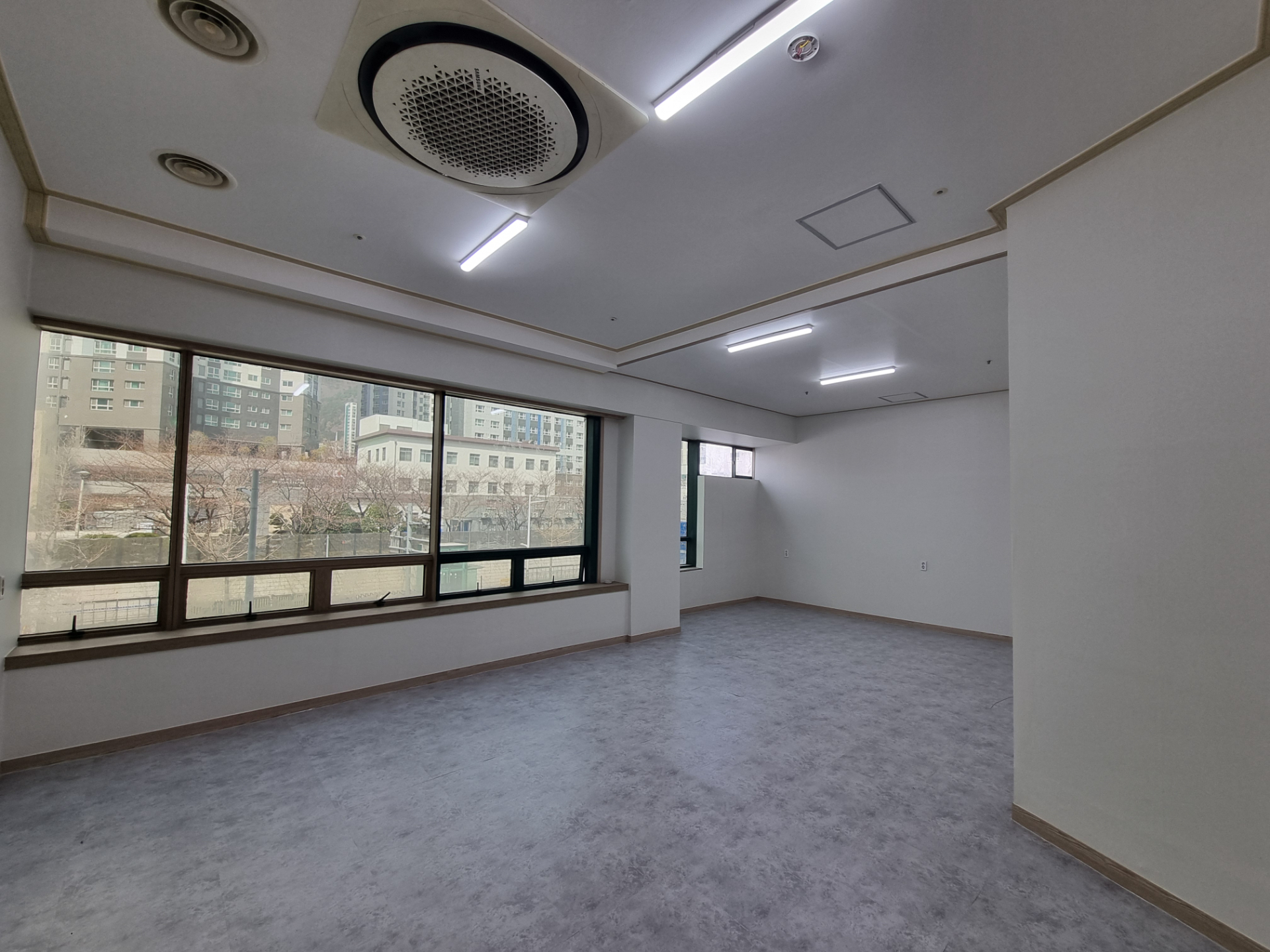 부산광역시 동구 초량동 사무실 썸네일 3