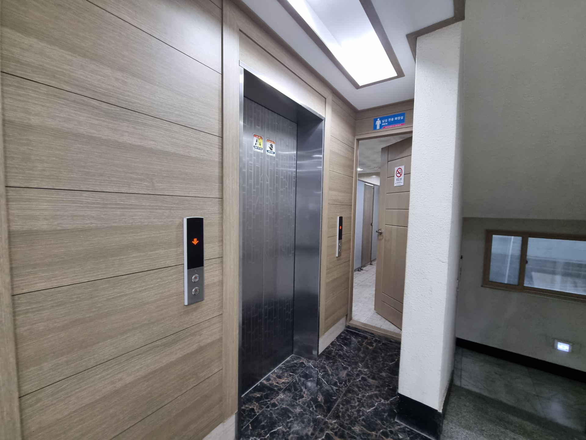 부산광역시 동구 초량동 사무실 썸네일 6