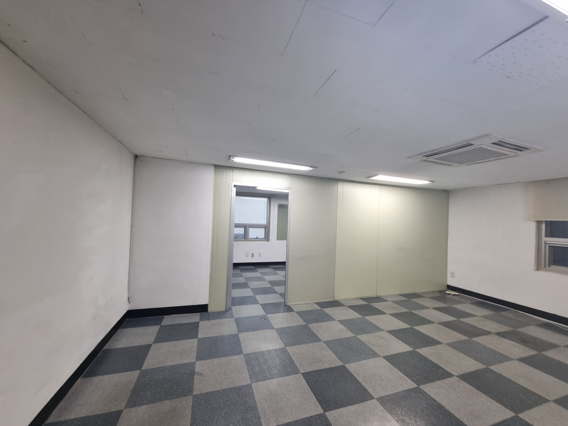 부산광역시 동구 초량동 사무실 썸네일 2