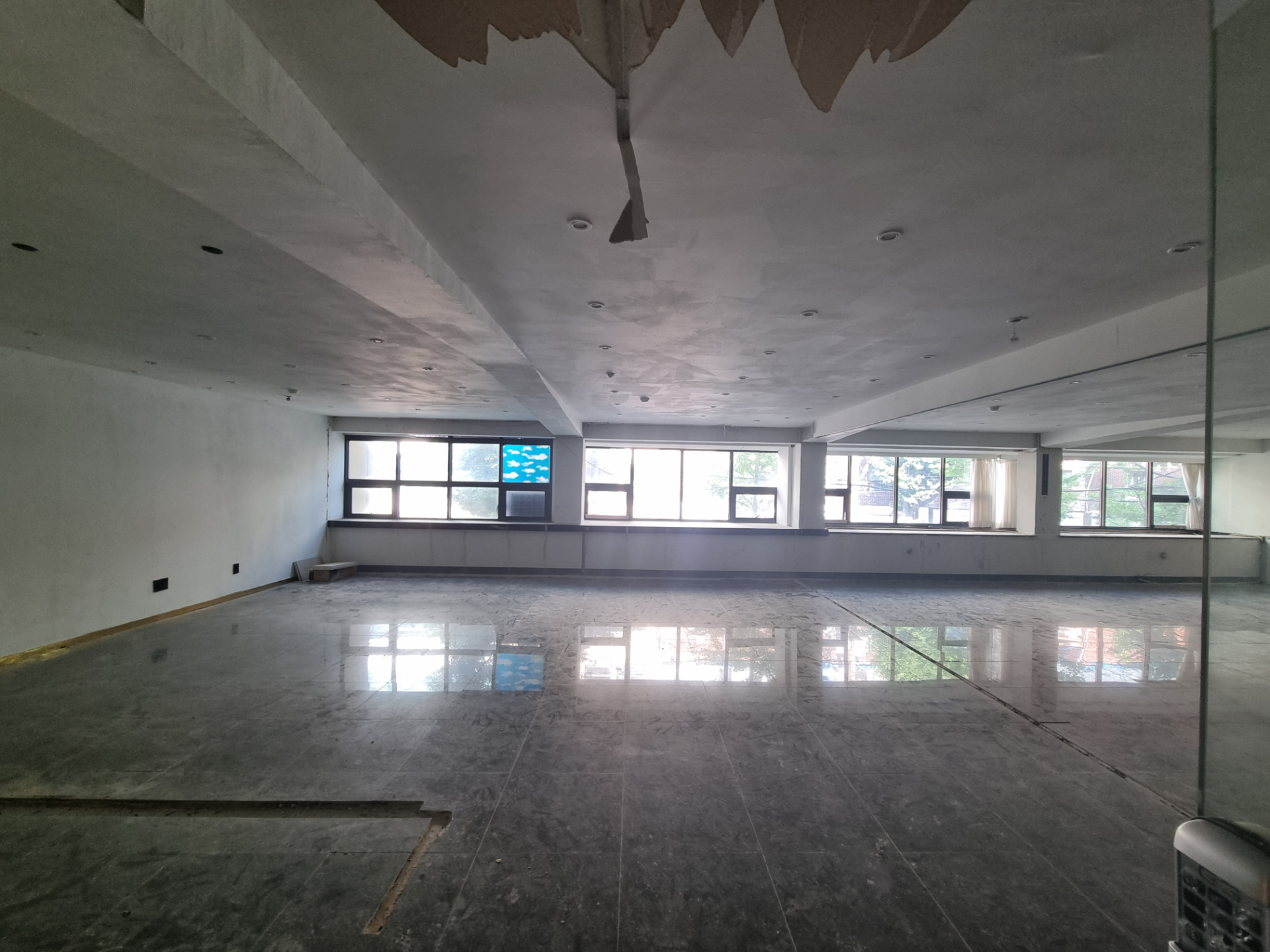 부산광역시 중구 중앙동4가 사무실 썸네일 2