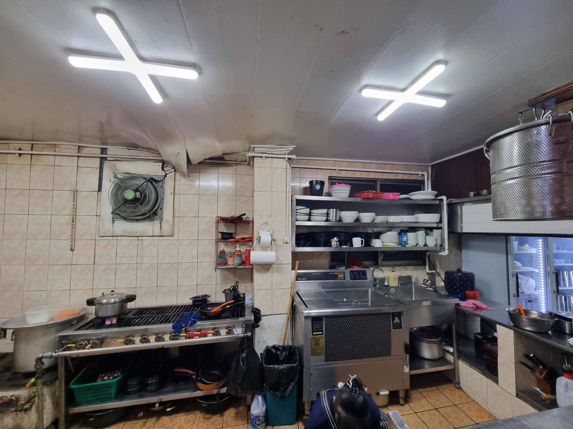 부산광역시 중구 중앙동4가 상가 썸네일 6