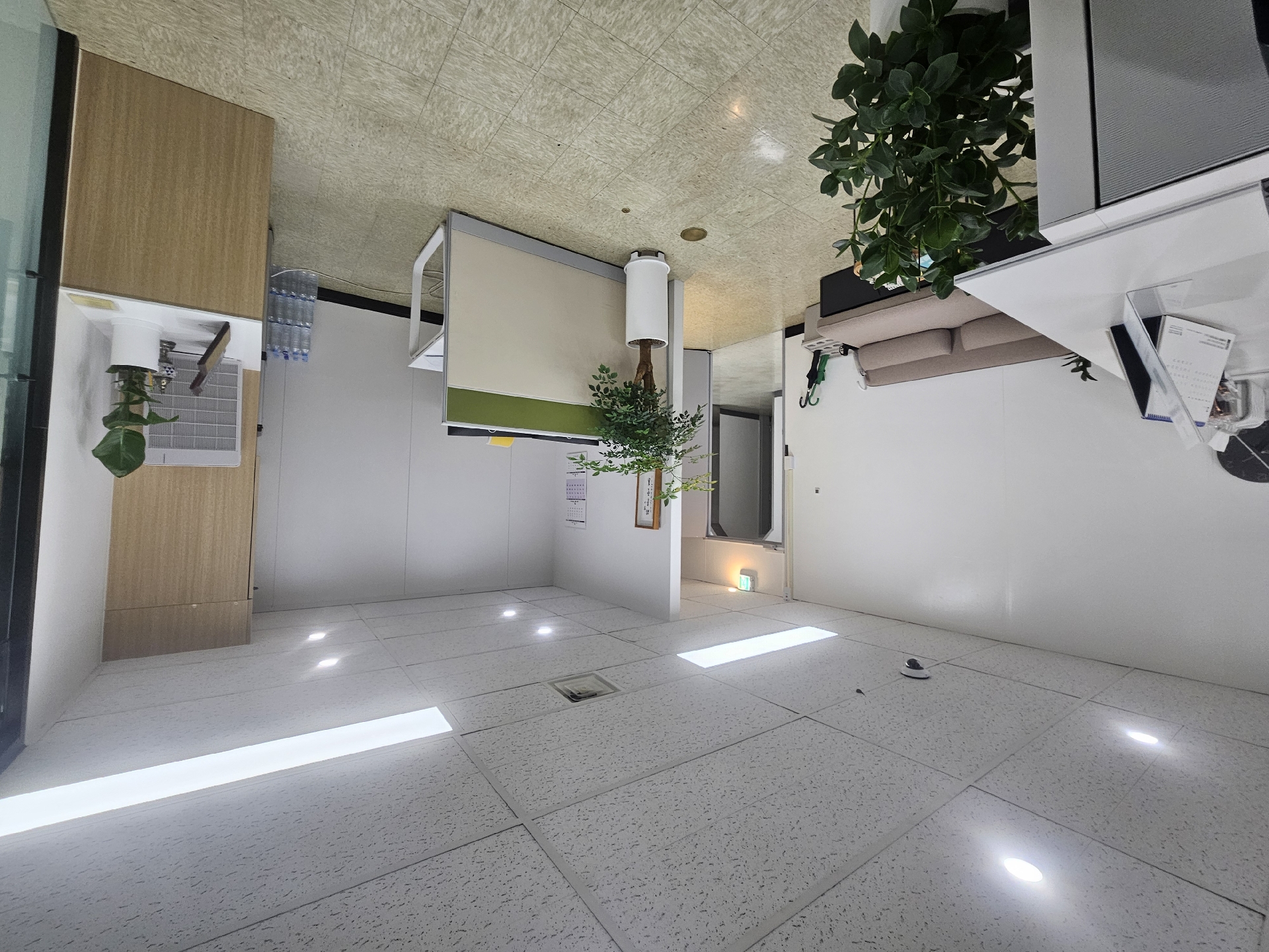 부산광역시 동구 초량동 사무실 - 1