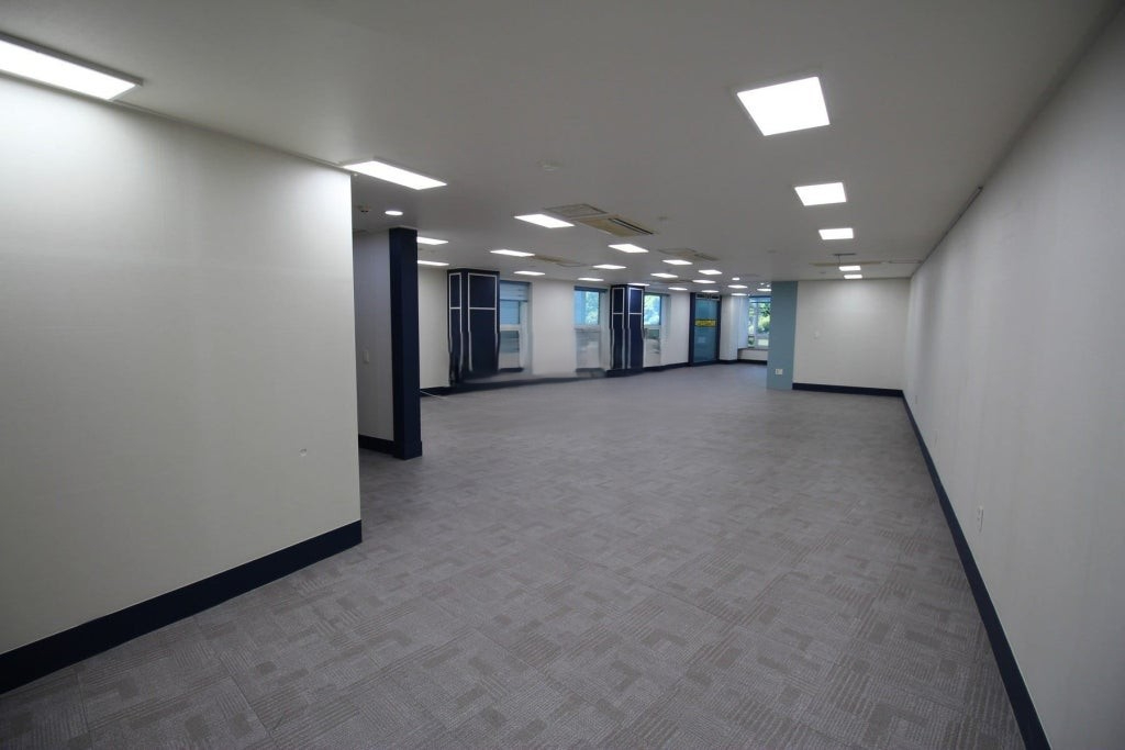 부산광역시 부산진구 부전동 상가 - 1