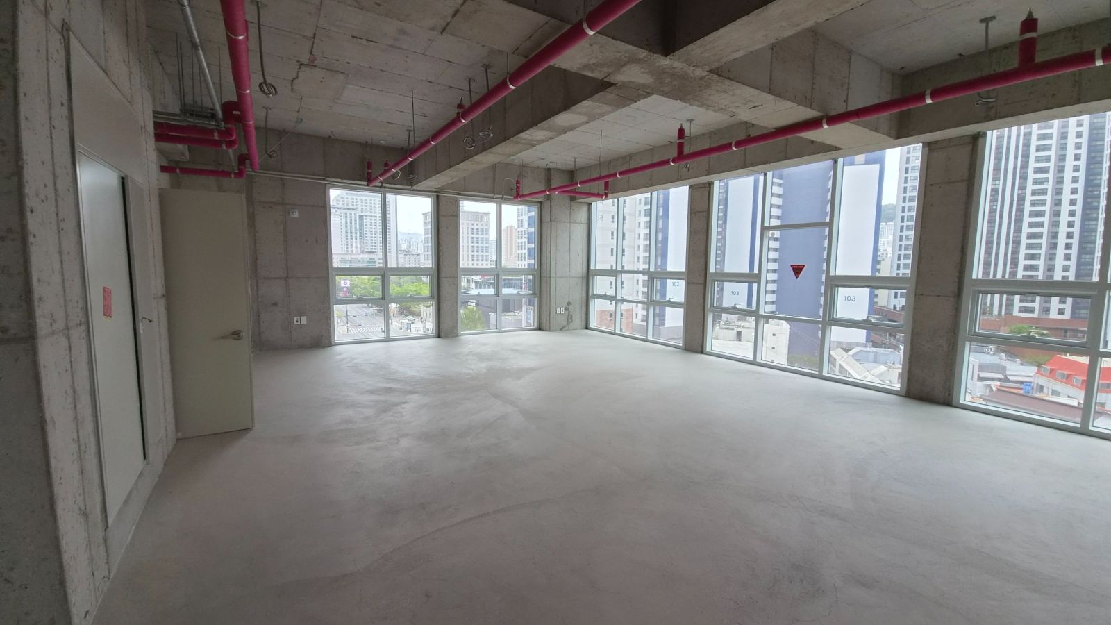 부산광역시 연제구 연산동 사무실 썸네일 3