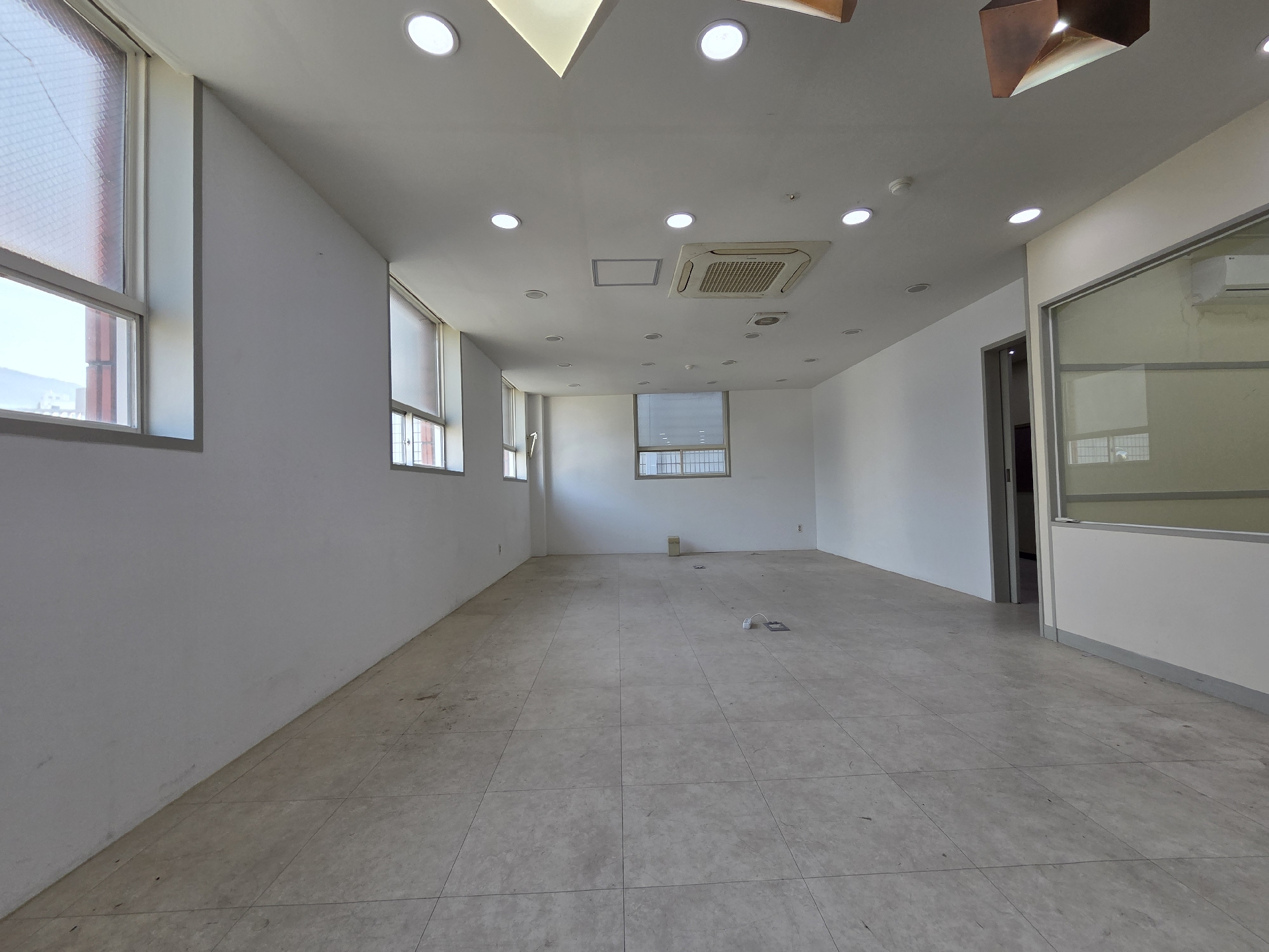 부산광역시 부산진구 부전동 사무실 썸네일 6