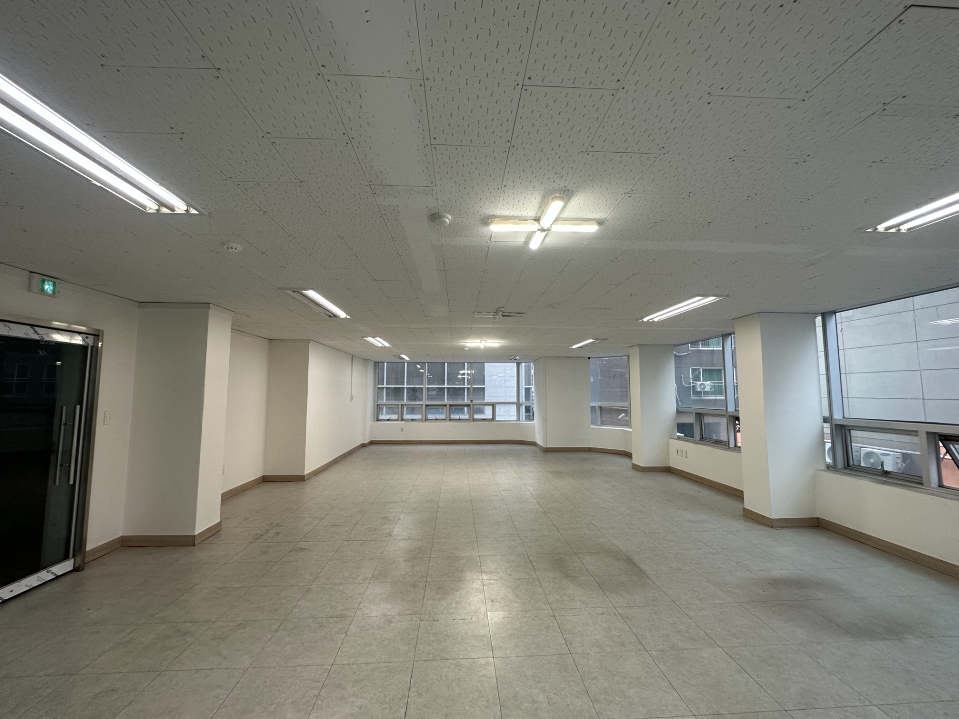 부산광역시 연제구 연산동 사무실 썸네일 3