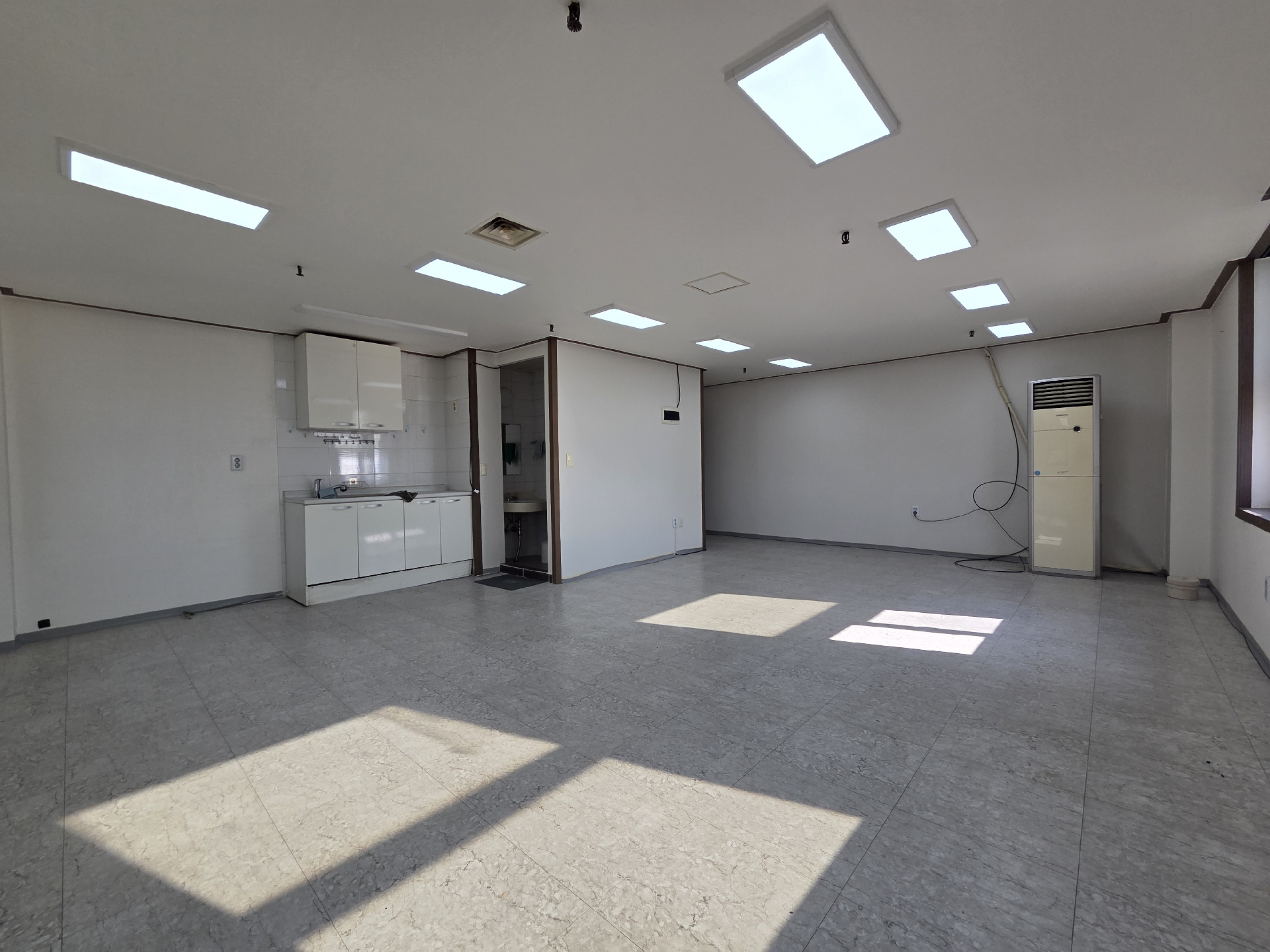 부산광역시 동구 범일동 사무실 썸네일 5