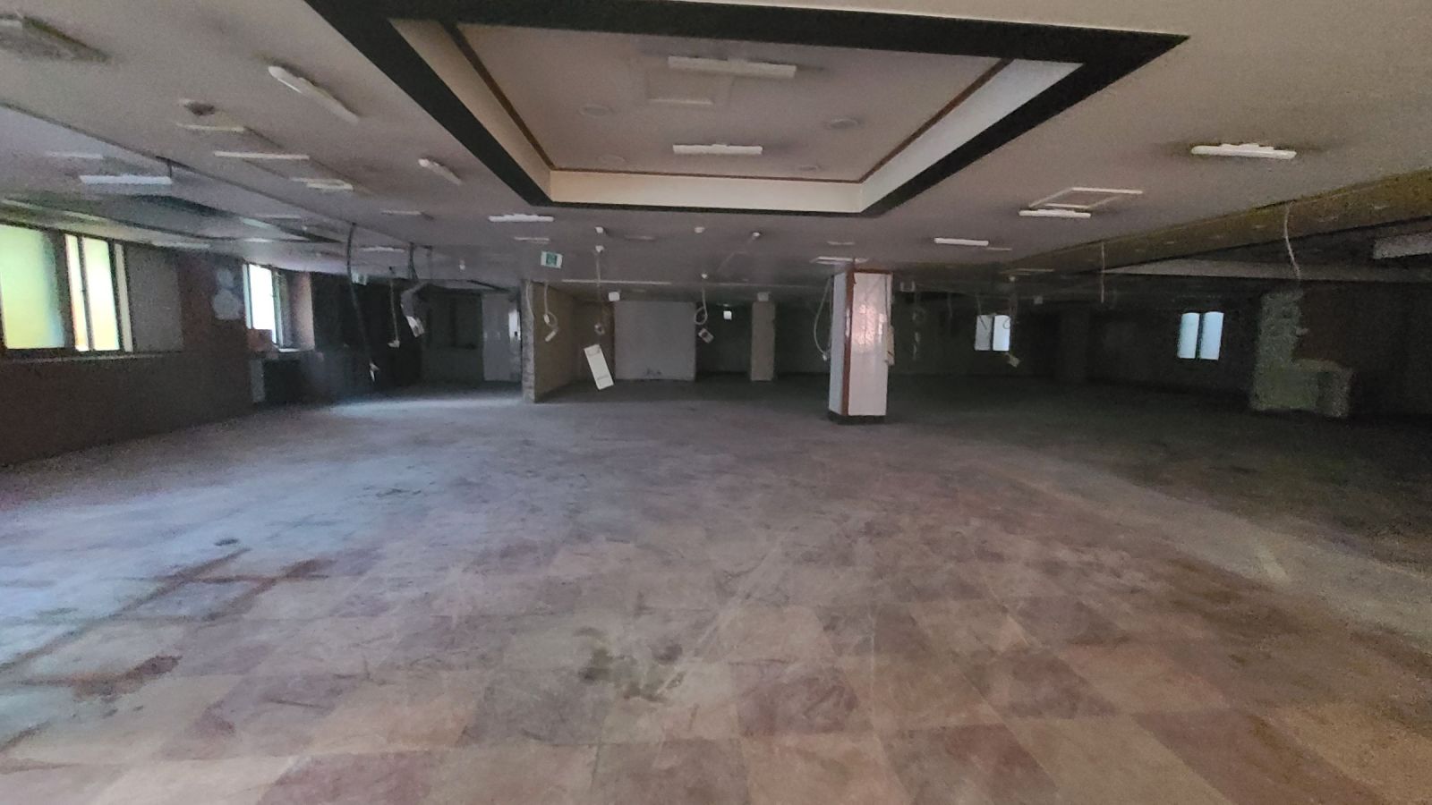 부산광역시 연제구 연산동 상가 - 1