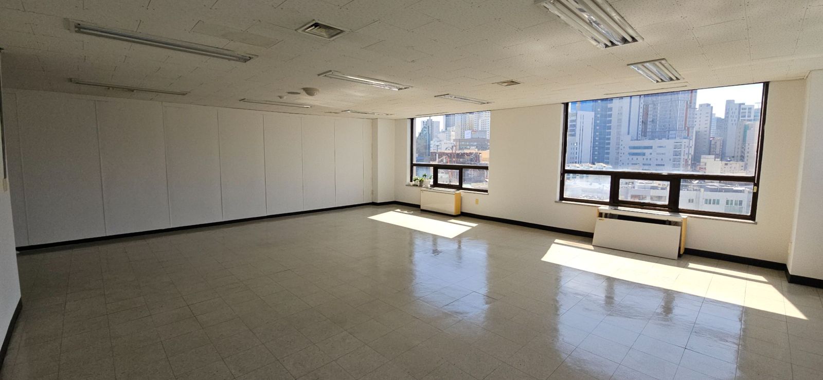 부산광역시 연제구 거제동 사무실 썸네일 6