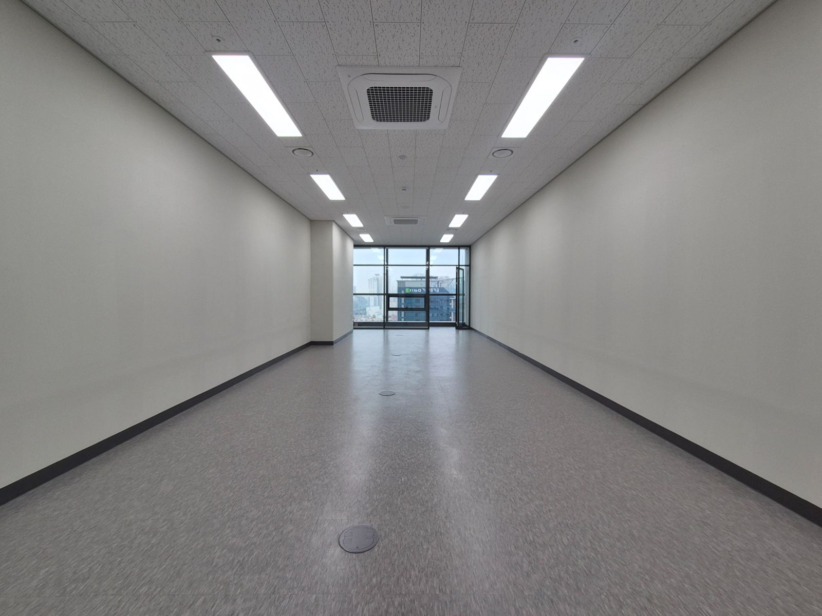 부산광역시 남구 문현동 사무실 - 1