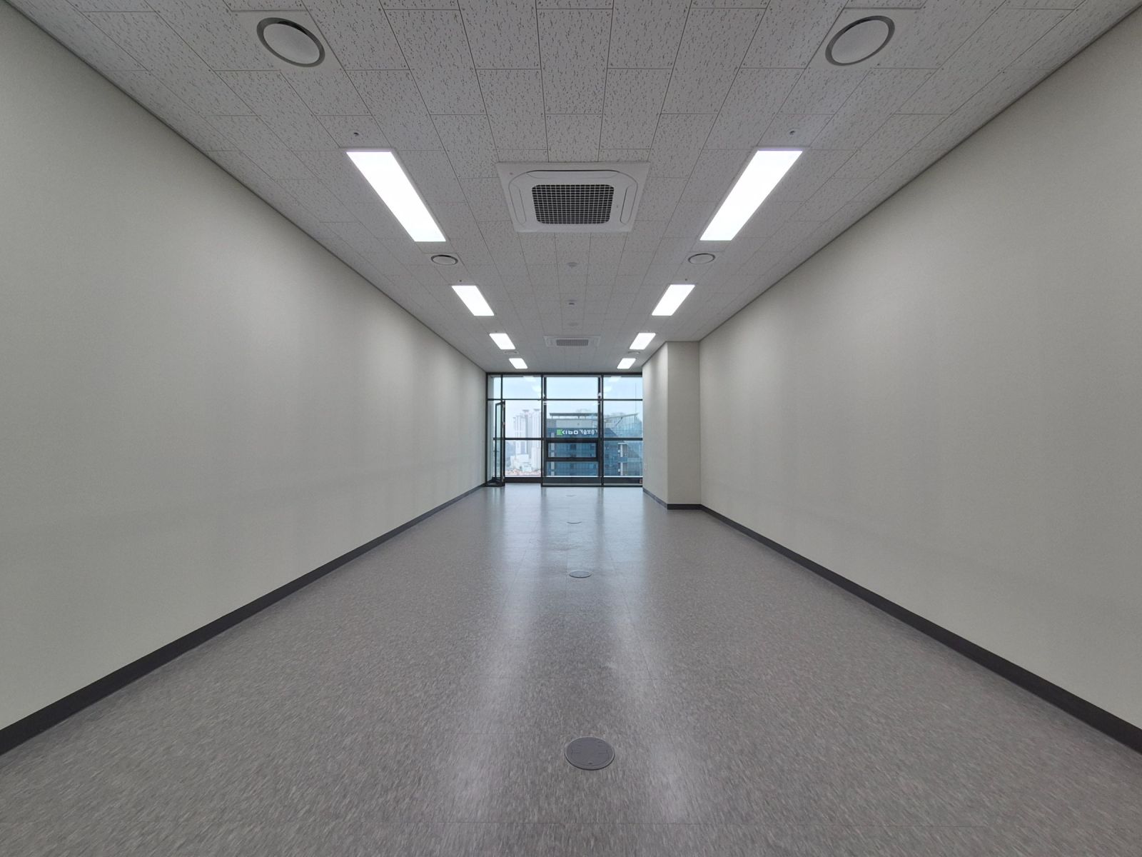 부산광역시 남구 문현동 사무실 - 1