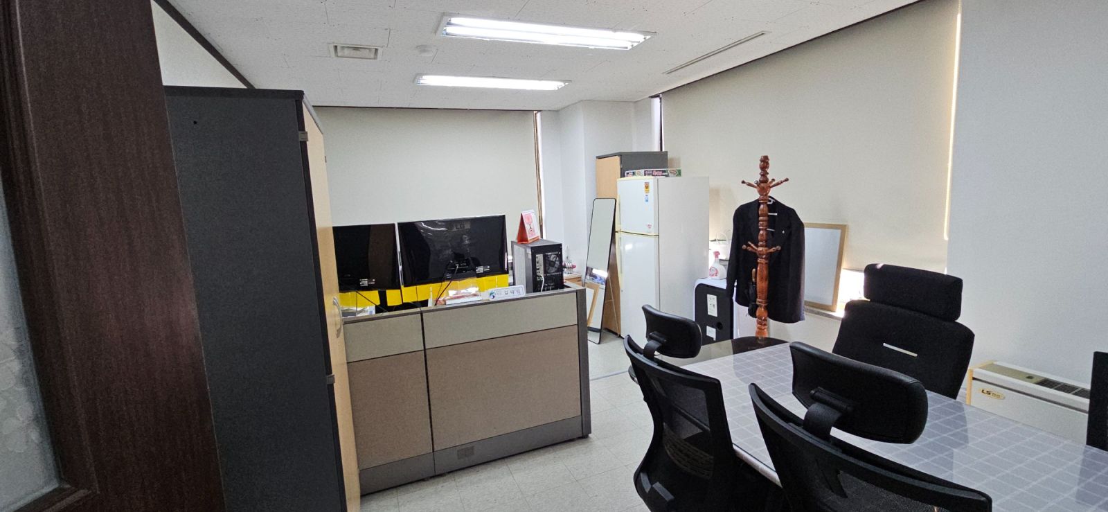 부산광역시 연제구 거제동 사무실 썸네일 3