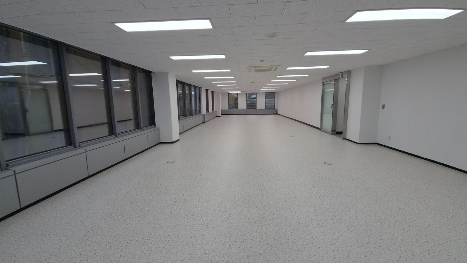 부산광역시 부산진구 부전동 사무실 - 1