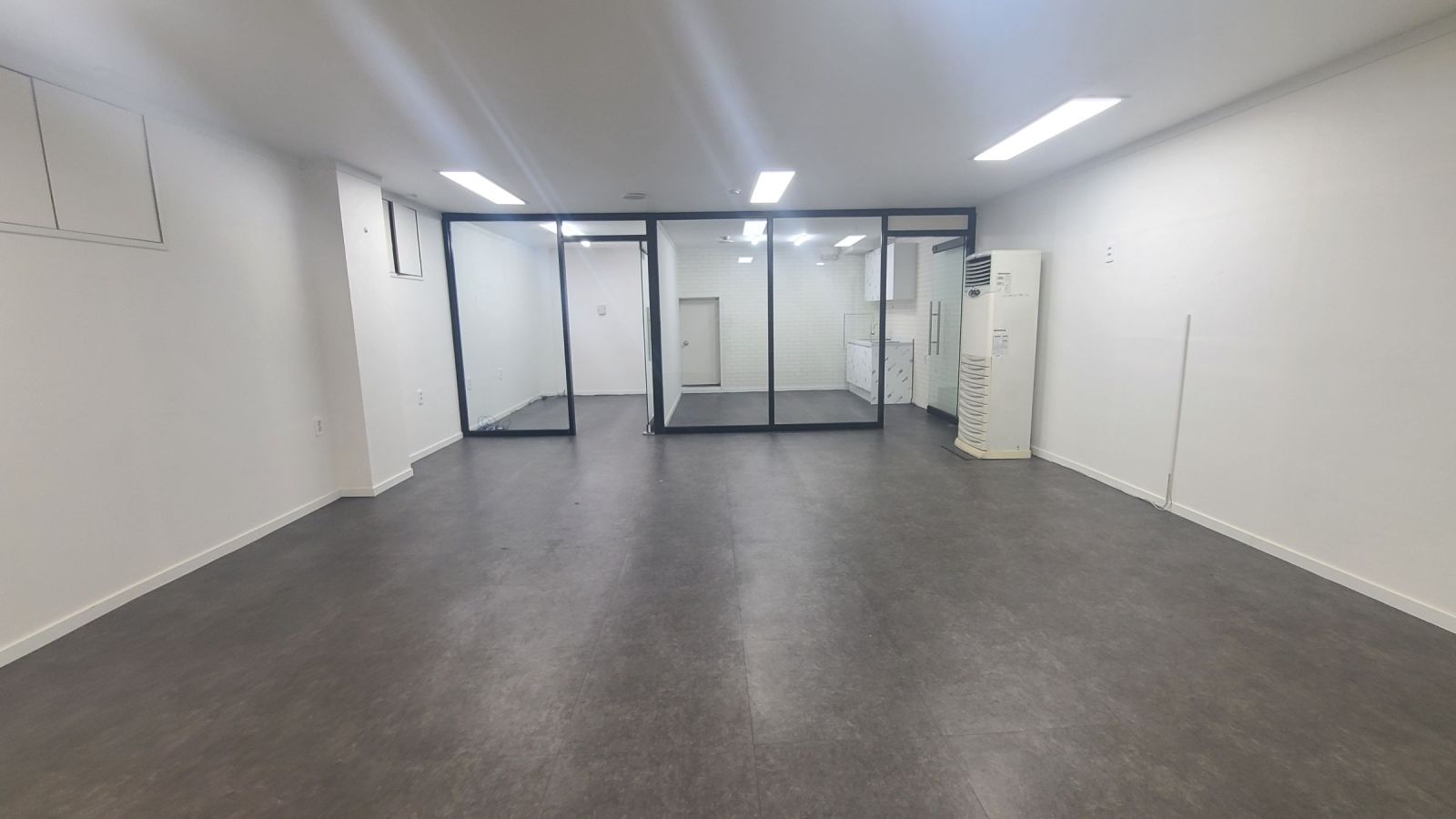 부산광역시 연제구 연산동 사무실 - 1