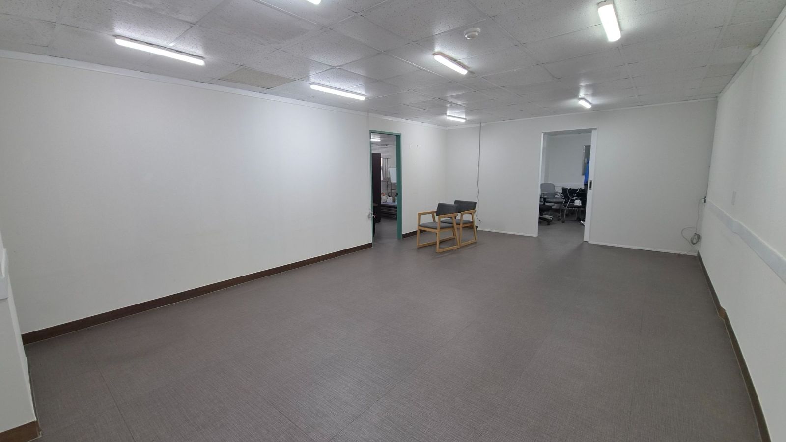 부산광역시 동구 범일동 사무실 - 1