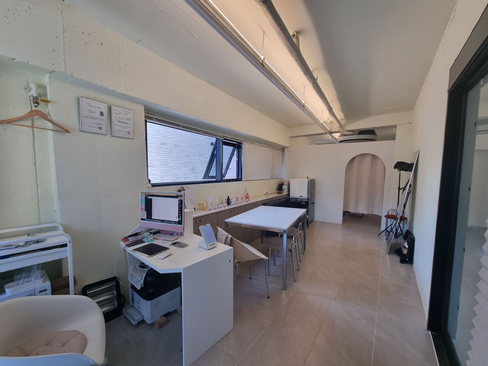 부산광역시 부산진구 전포동 상가 - 1