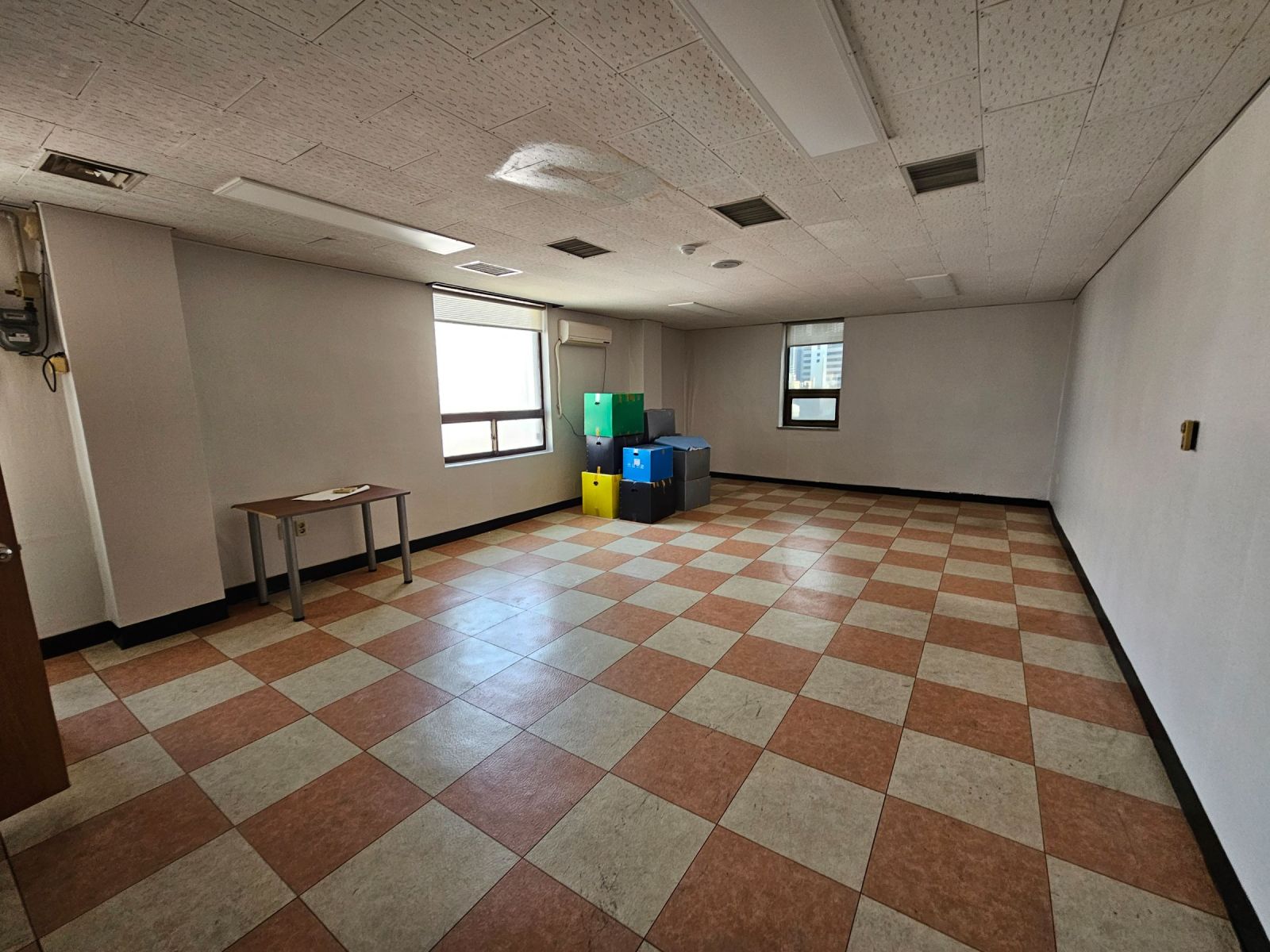 부산광역시 동구 범일동 사무실 - 1