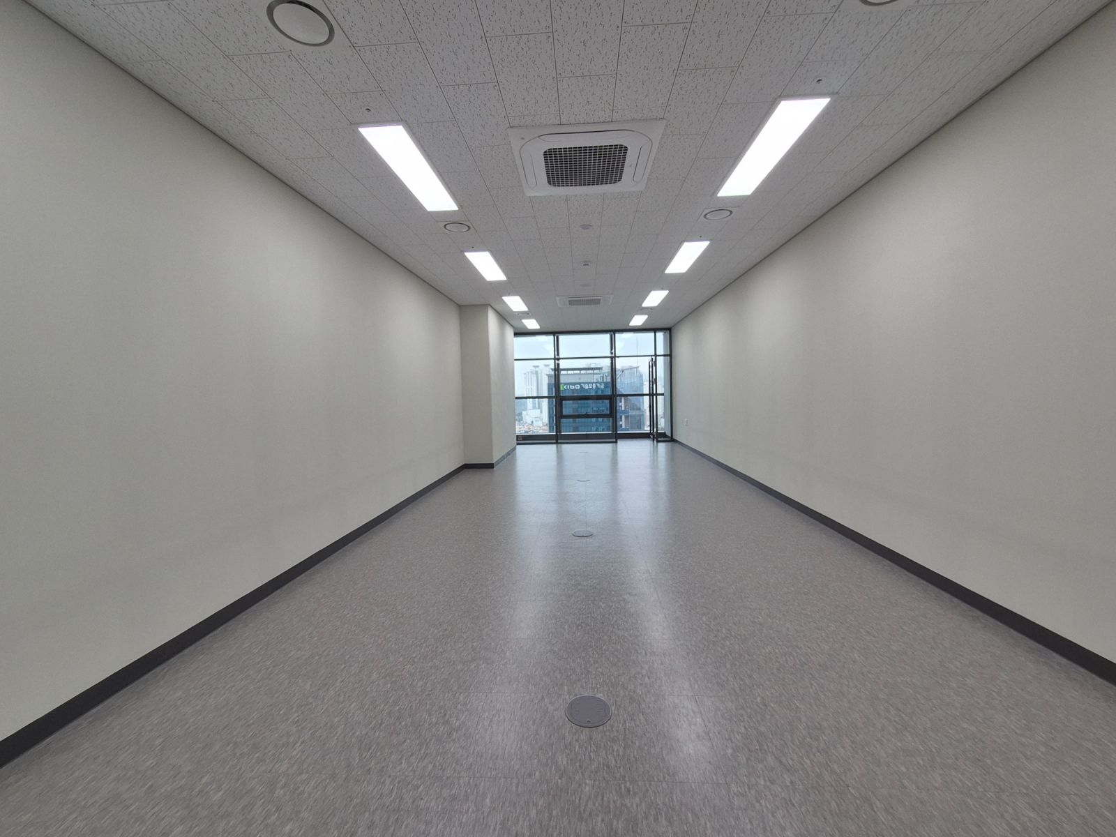 부산광역시 남구 문현동 상가 썸네일 6