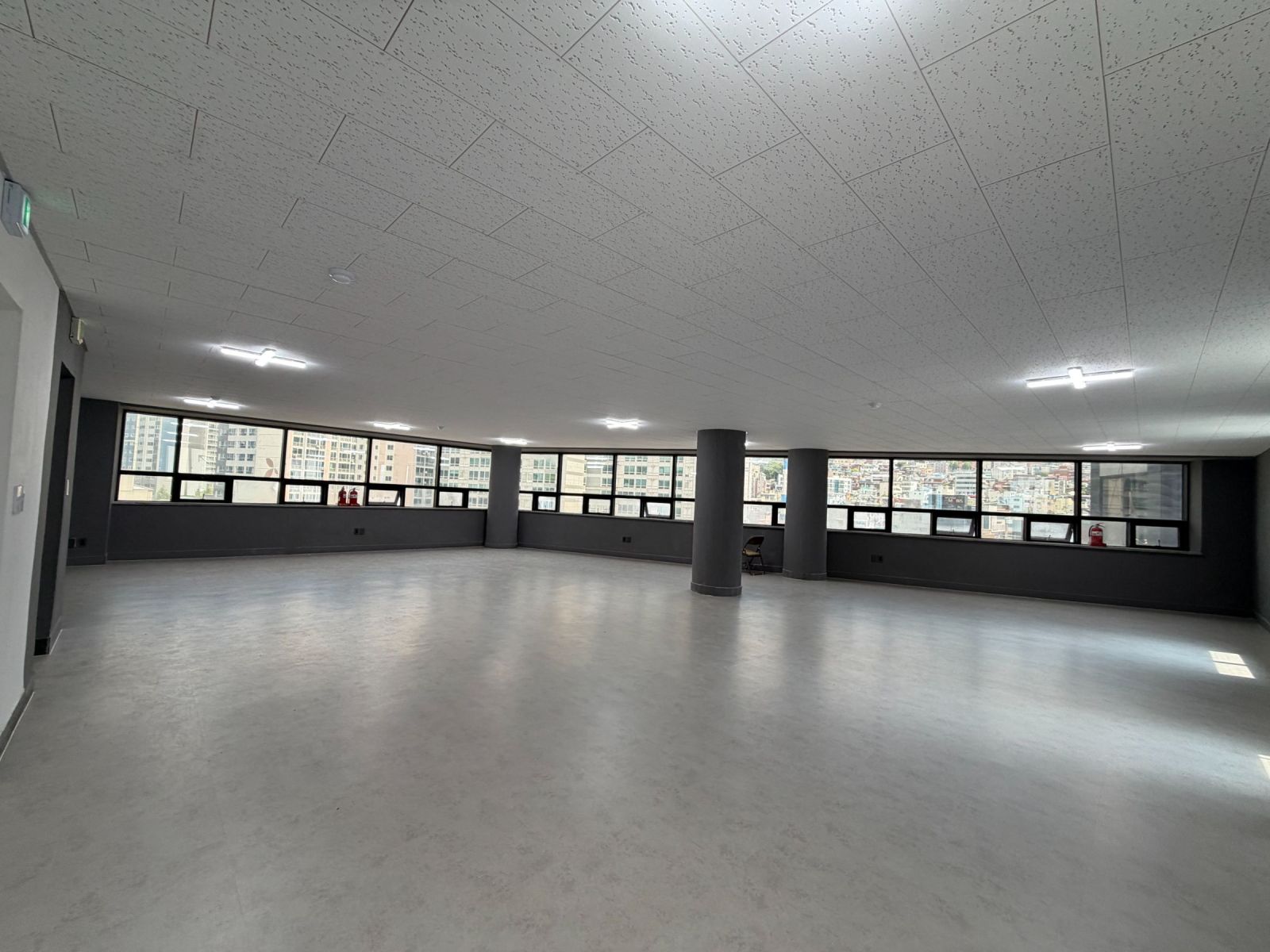 부산광역시 부산진구 전포동 사무실 - 1