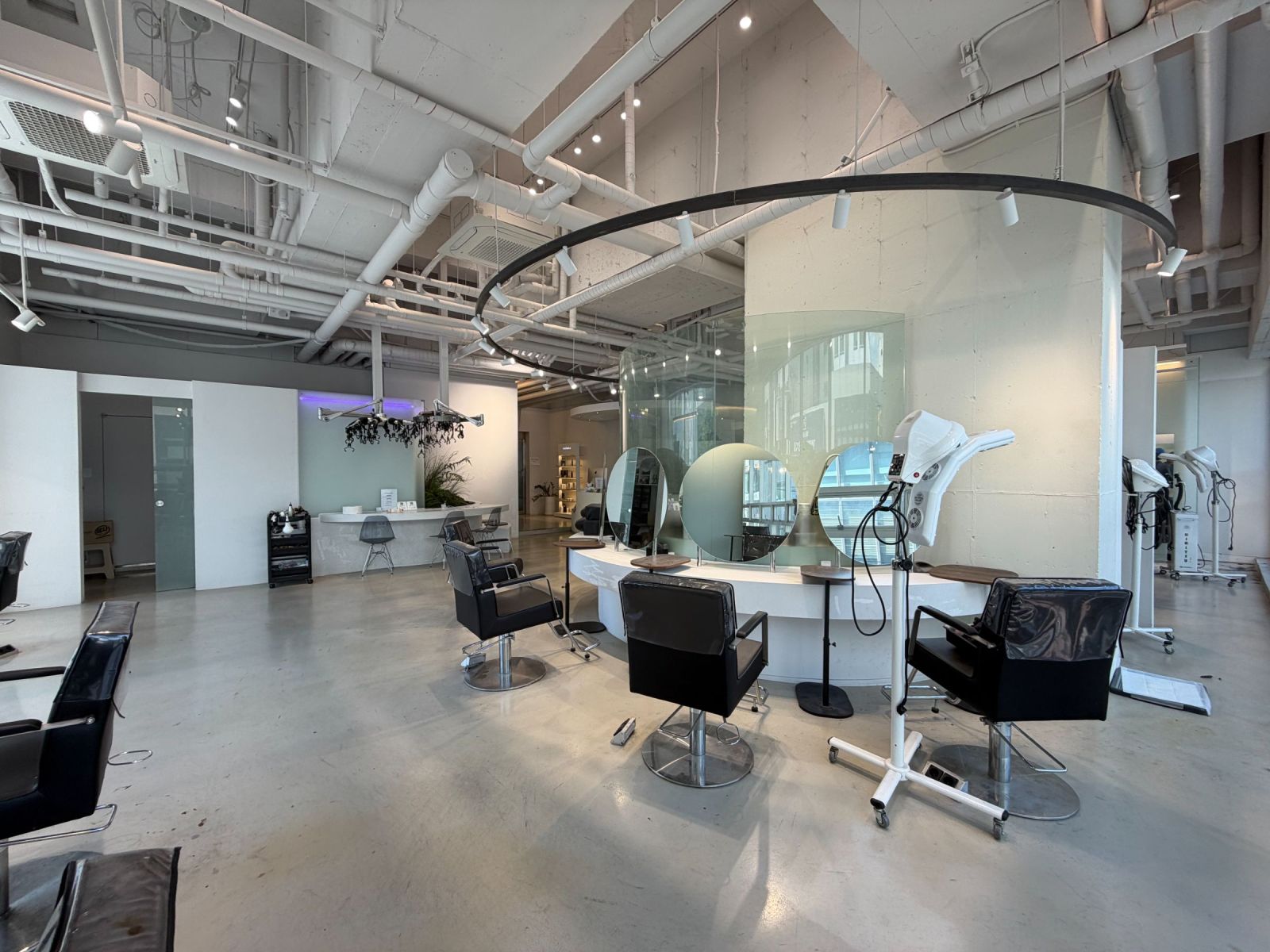 상가 · 중앙대로680번길 사진 2