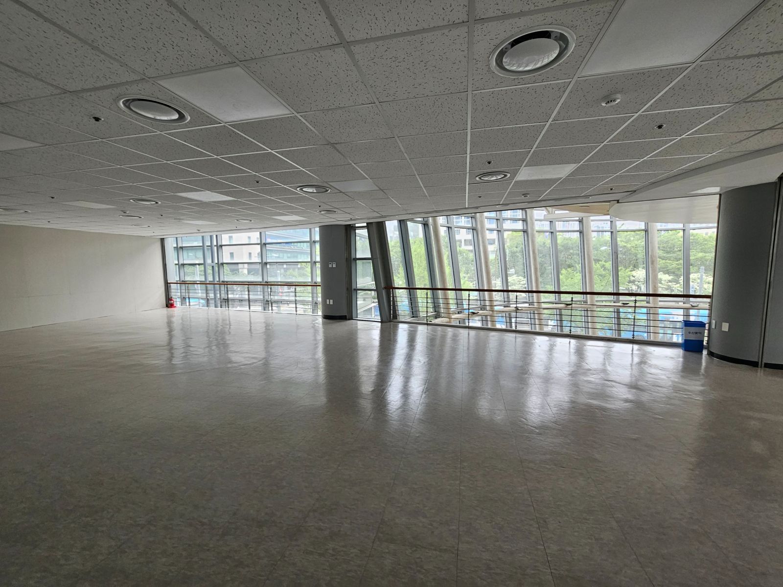 부산광역시 연제구 연산동 사무실 썸네일 4