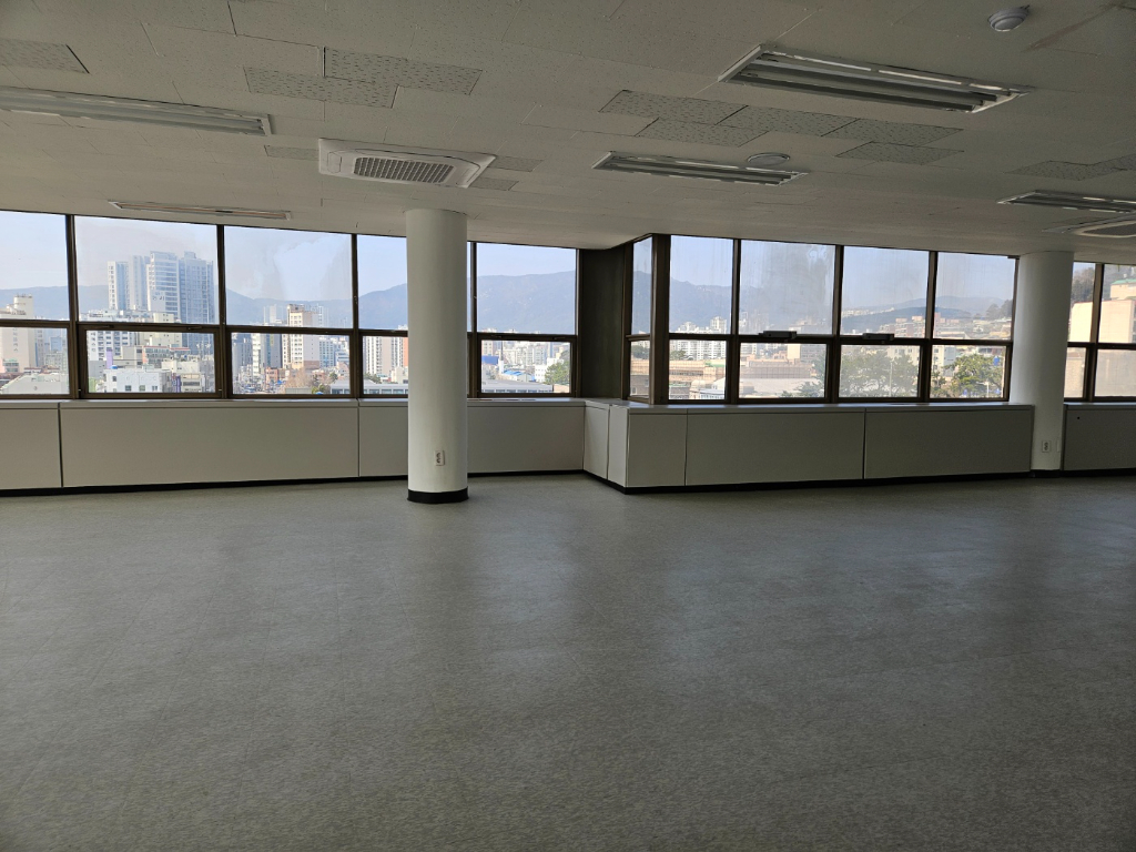 부산광역시 동래구 안락동 사무실 썸네일 2