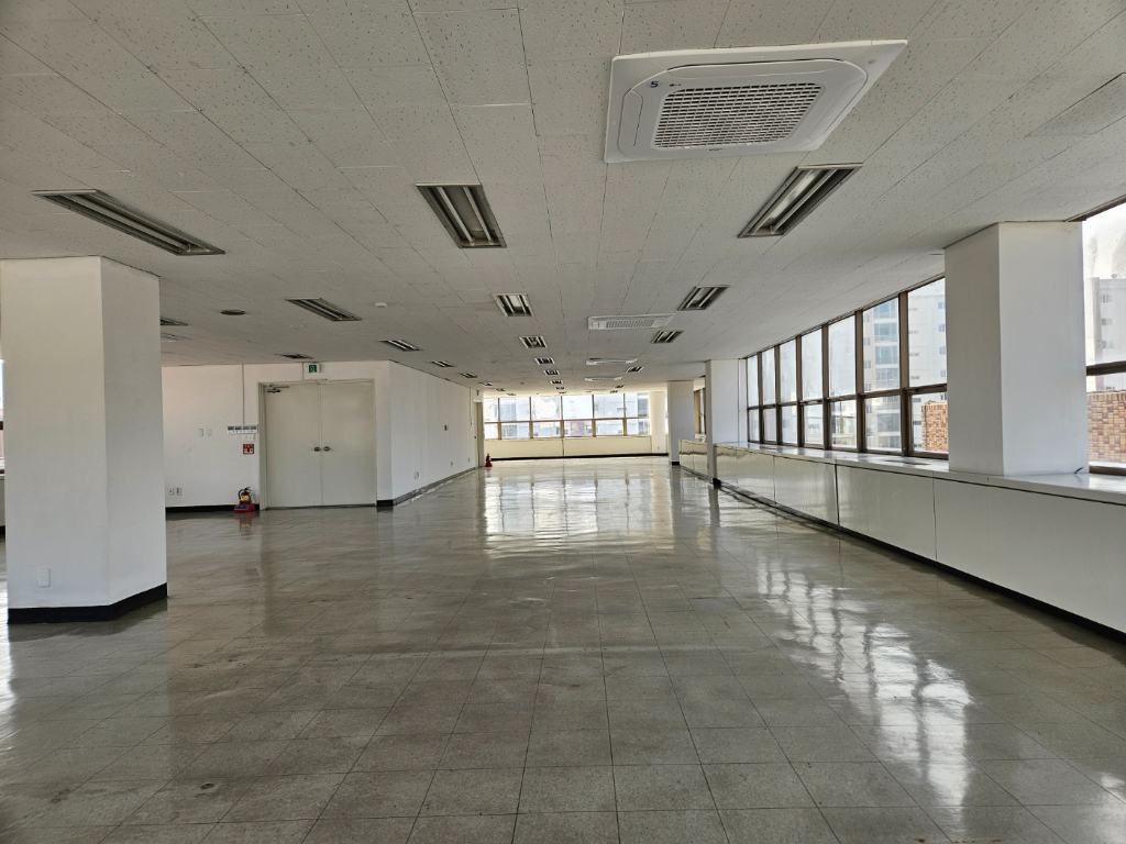 부산광역시 동래구 안락동 사무실 - 1