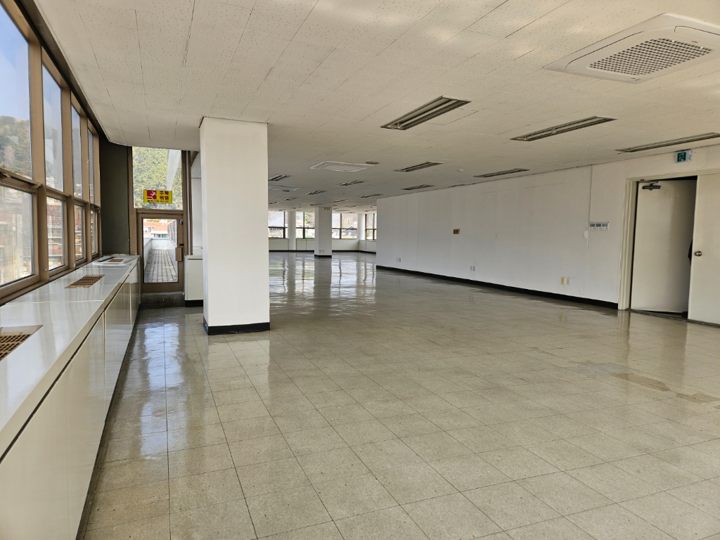 부산광역시 동래구 안락동 사무실 썸네일 2