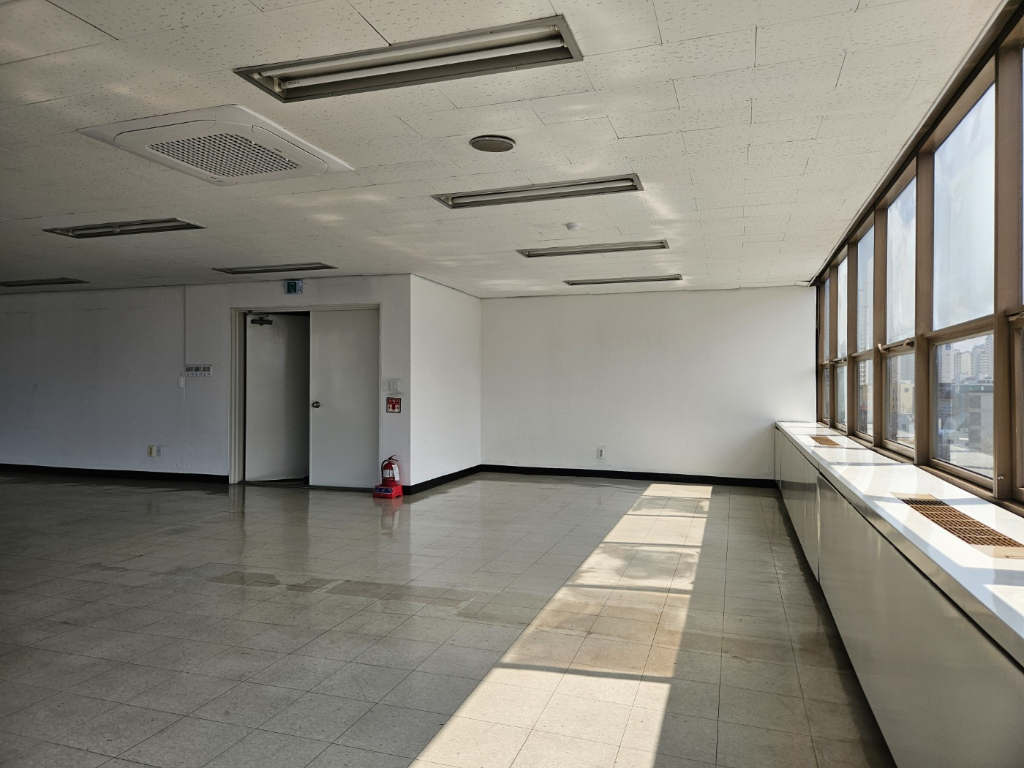 부산광역시 동래구 안락동 사무실 썸네일 3