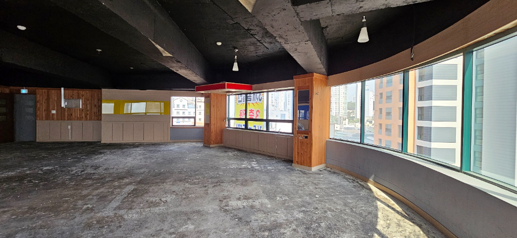 부산광역시 연제구 연산동 사무실 썸네일 2