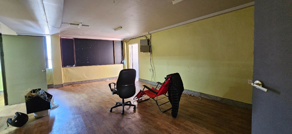 부산광역시 연제구 거제동 사무실 썸네일 2