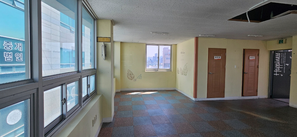 부산광역시 연제구 연산동 사무실 썸네일 4