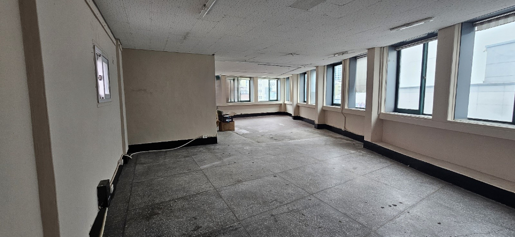 부산광역시 동구 범일동 사무실 썸네일 6