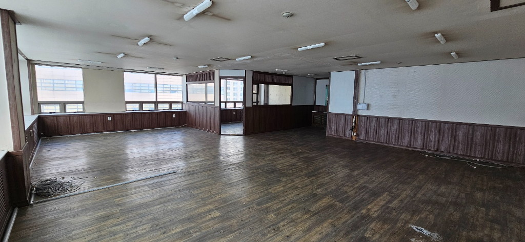 부산광역시 연제구 연산동 사무실 썸네일 3