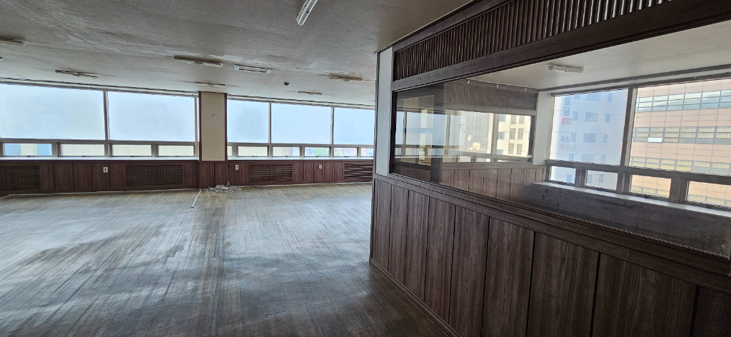 부산광역시 연제구 연산동 사무실 - 1