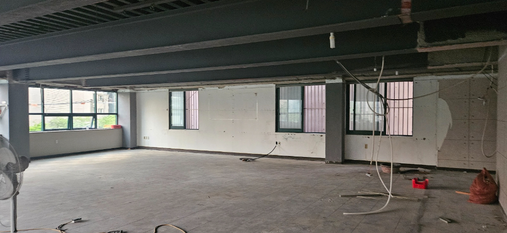 부산광역시 연제구 연산동 사무실 썸네일 3