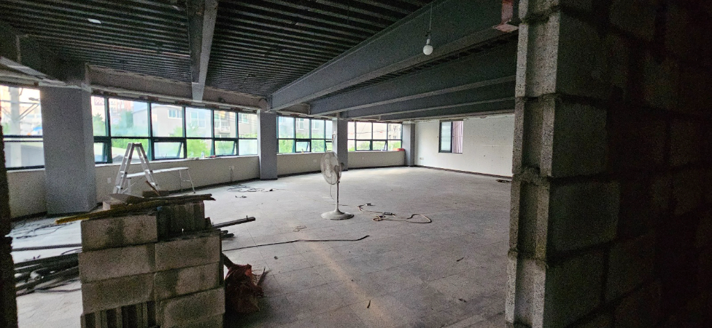 부산광역시 연제구 연산동 사무실 - 1