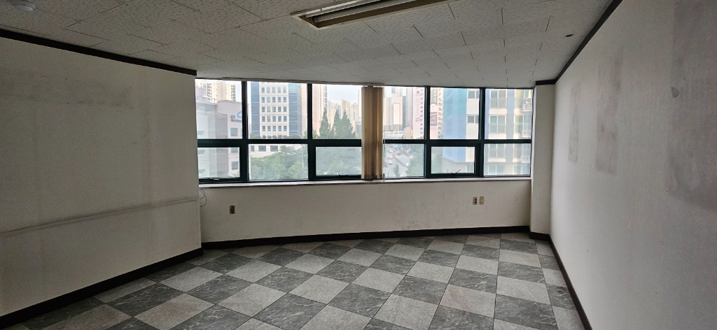 부산광역시 연제구 연산동 사무실 썸네일 6