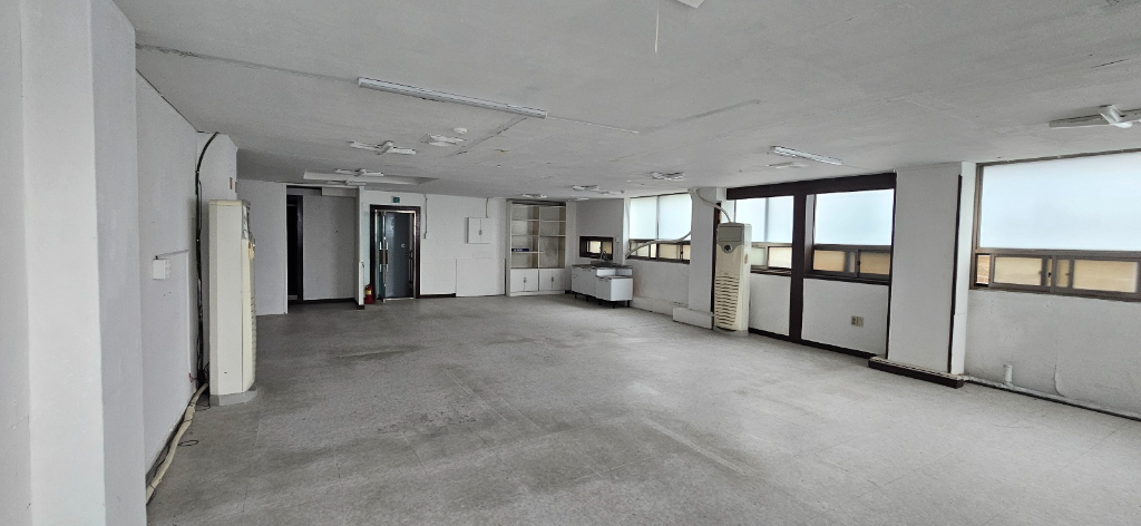 부산광역시 연제구 연산동 사무실 썸네일 4