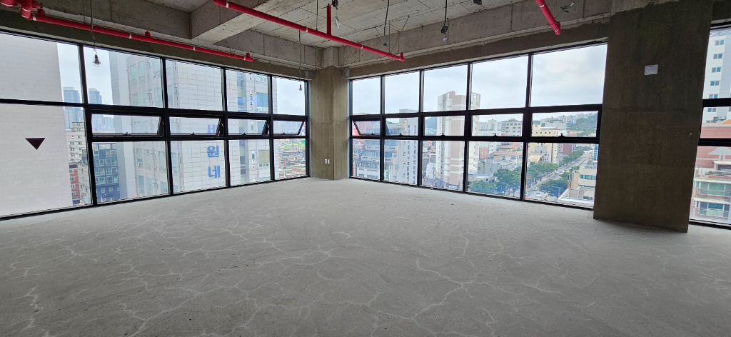 부산광역시 남구 대연동 사무실 썸네일 2