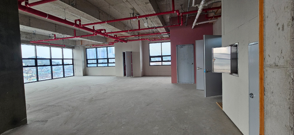 부산광역시 남구 대연동 사무실 썸네일 3