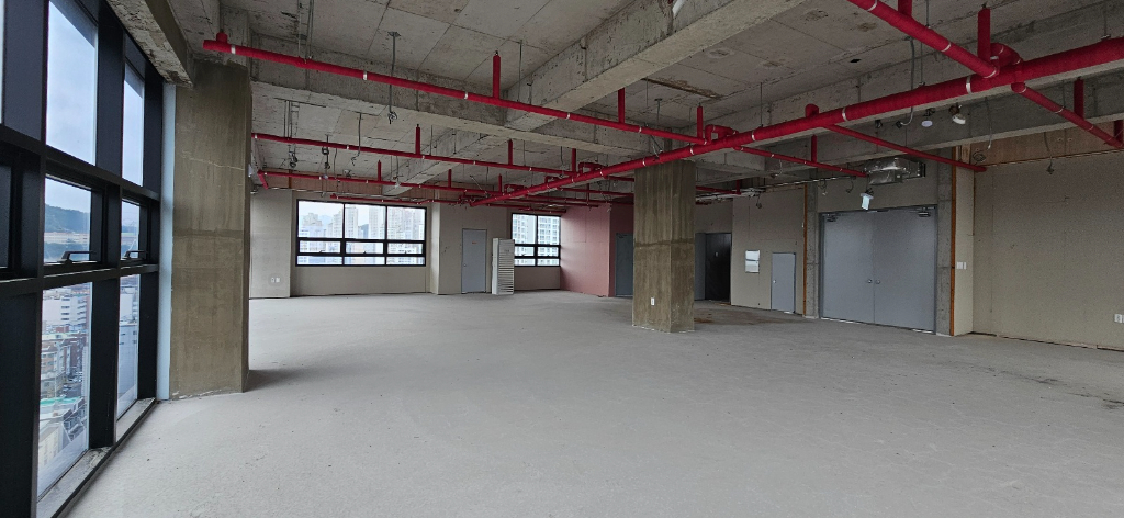 부산광역시 남구 대연동 사무실 썸네일 4