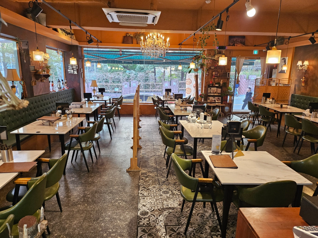 부산광역시 연제구 거제동 상가 썸네일 6