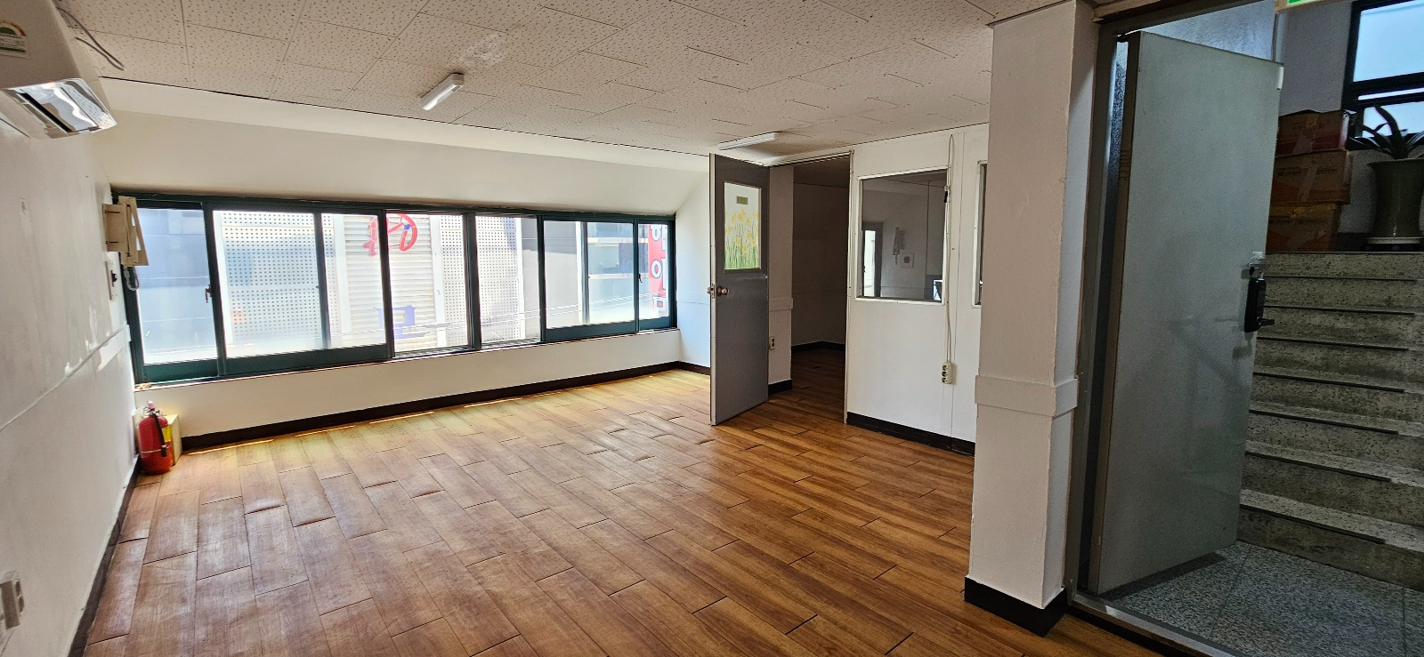 사무실 · 부전동 사진 1