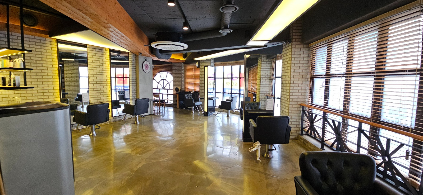 부산광역시 남구 대연동 사무실 썸네일 2