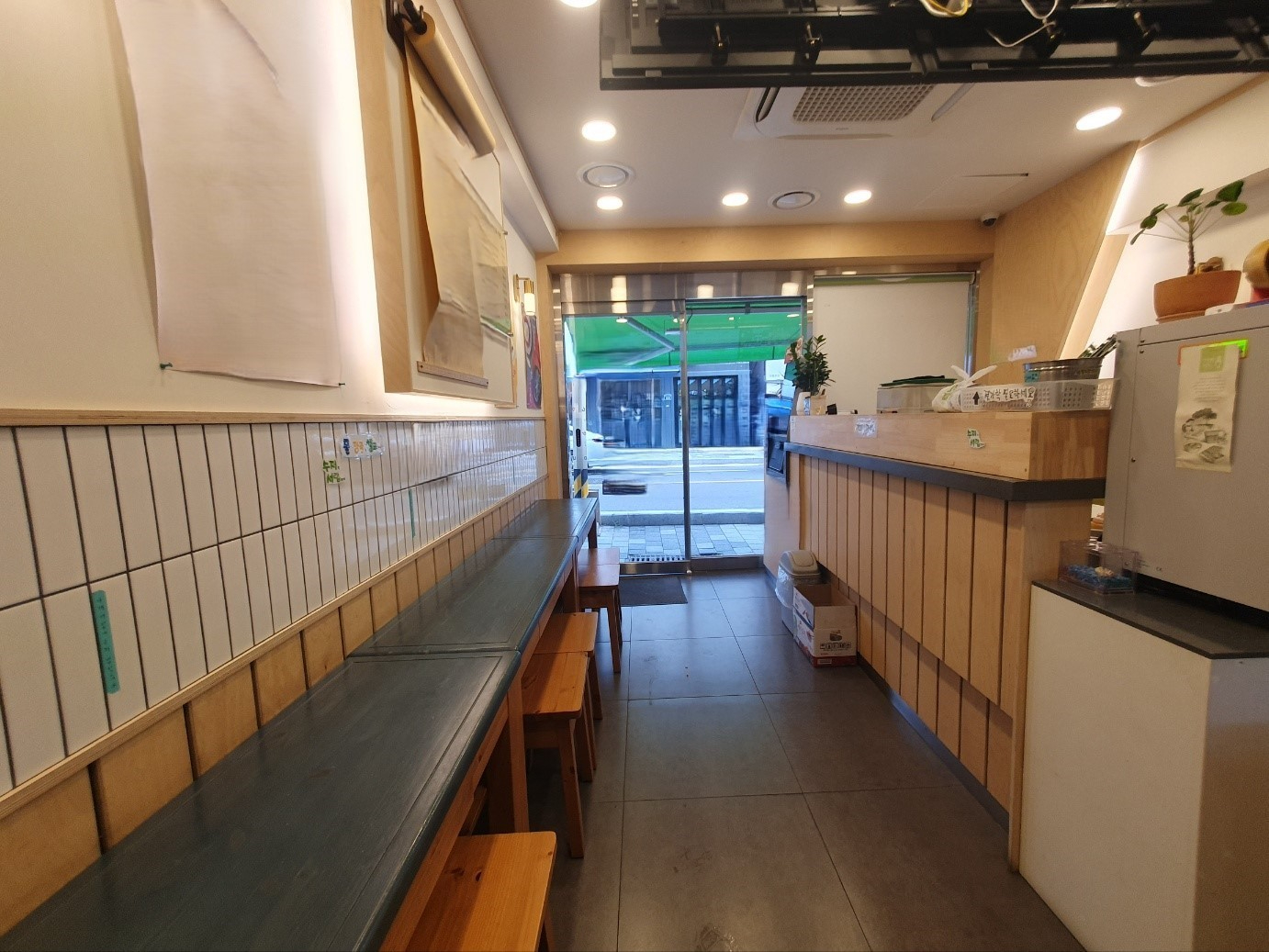 부산광역시 부산진구 전포동 상가 - 1