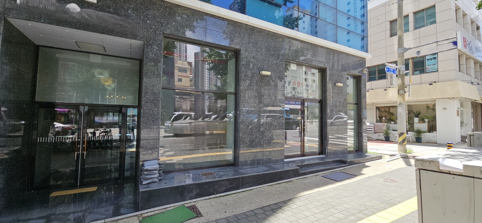 부산광역시 수영구 광안동 상가 썸네일 4