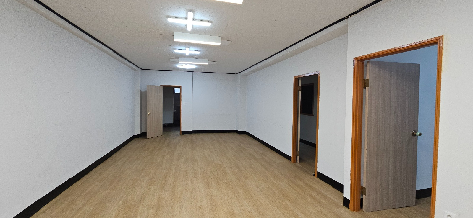 부산광역시 동구 초량동 사무실 - 1